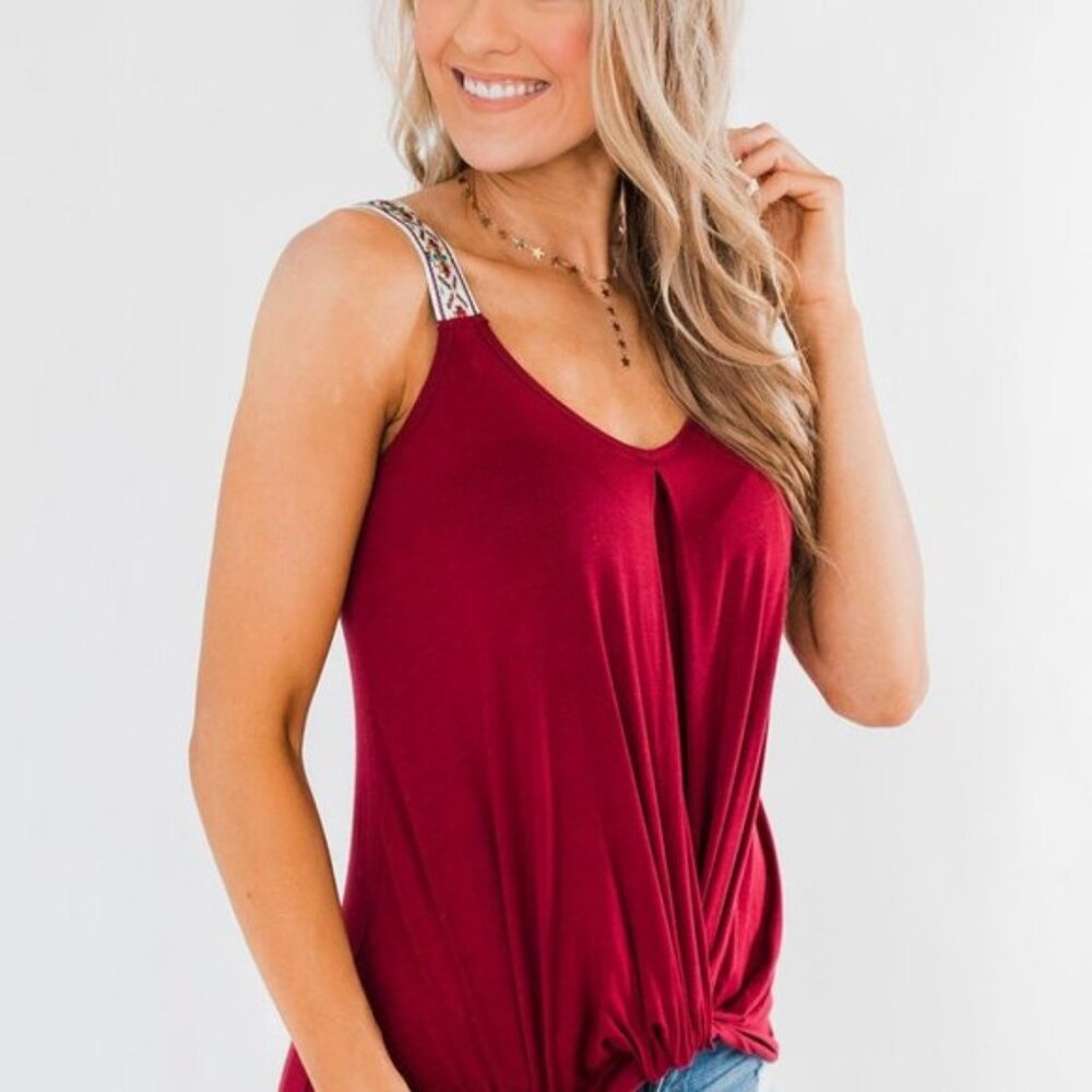Dreamkue Women's Dark Red Twist Hem Embroidered Straps Tank Top Size Small - Picture 3 of 5